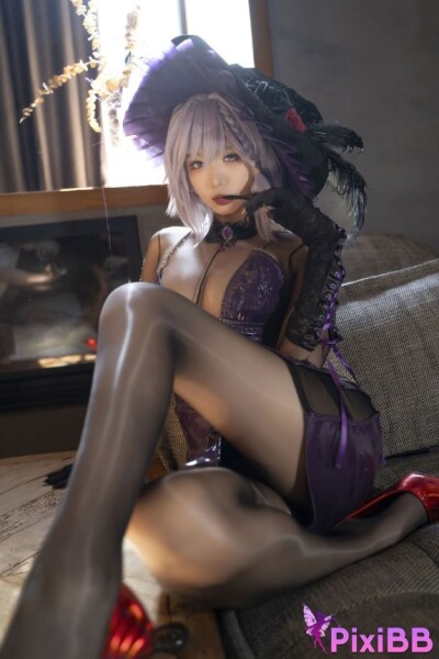 Jeanne D’arc Alter Purple