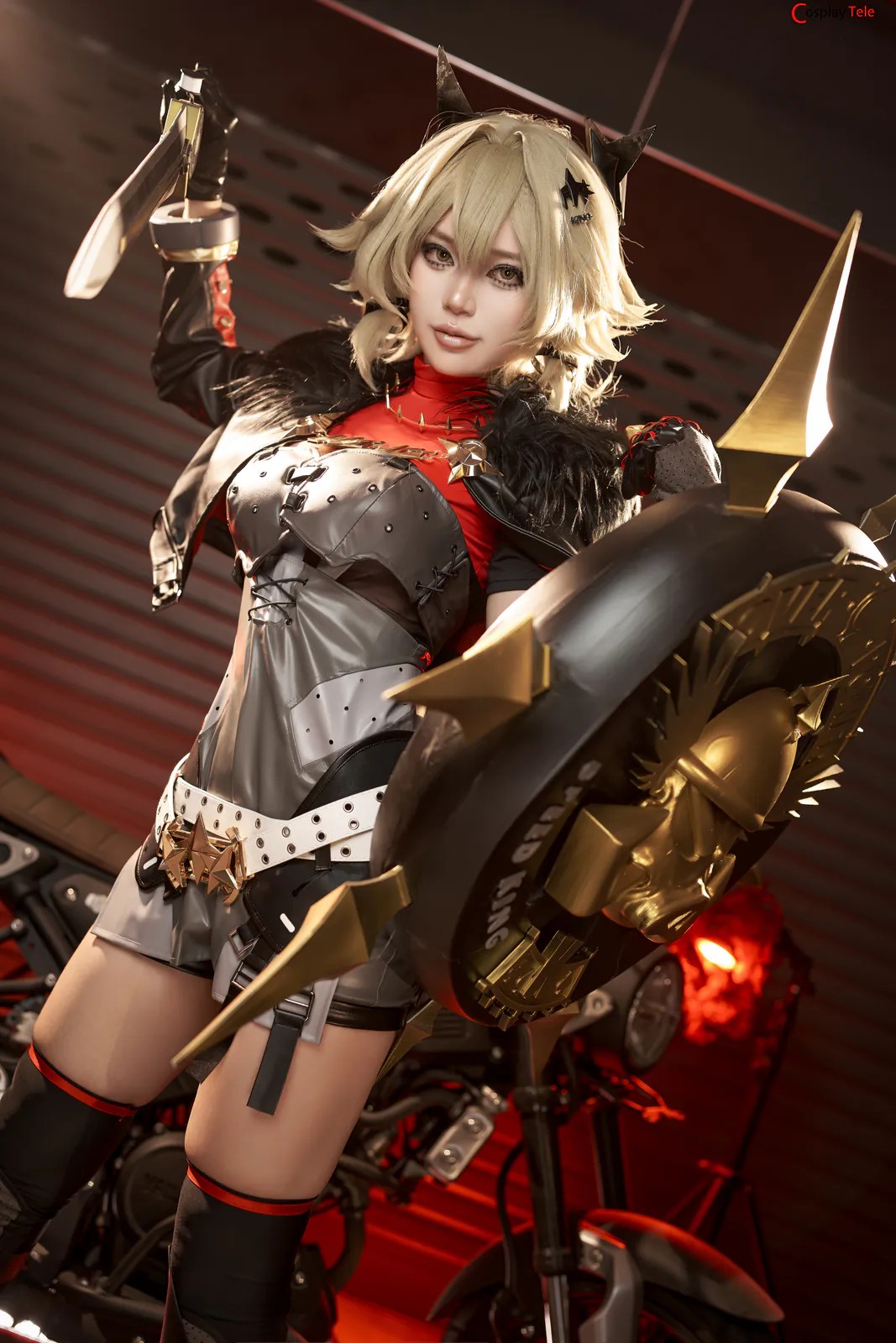 Zinieq (ジニCosplayer) Cosplay Caesar King – Zenless Zone Zero “42 Photos”